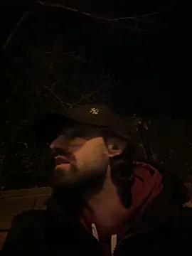 Snapshot of Paapii1098 chatting on 14, 12, 2025 Paapii1098 online show from 14, 12, 2025