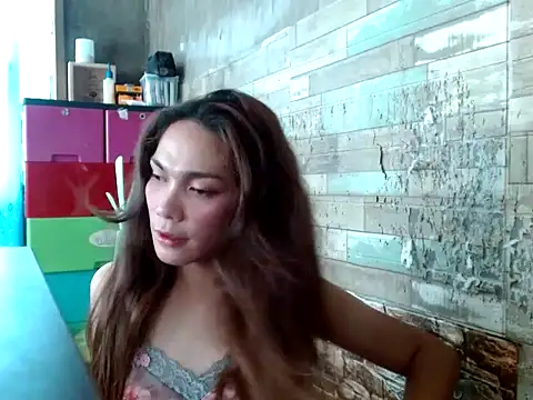 Snapshot of maldita143 chatting on 20, 10, 2025 maldita143 online show from 20, 10, 2025