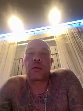 Snapshot of gitanoMad chatting on 26, 10, 2025 gitanoMad online show from 26, 10, 2025