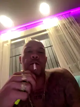 Snapshot of gitanoMad chatting on 27, 10, 2025 gitanoMad online show from 27, 10, 2025