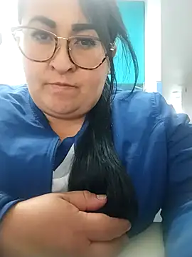 julitziI 09 online show from 17, 11, 2025