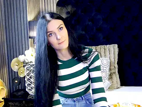 KendraNoir online show from 3, 12, 2025