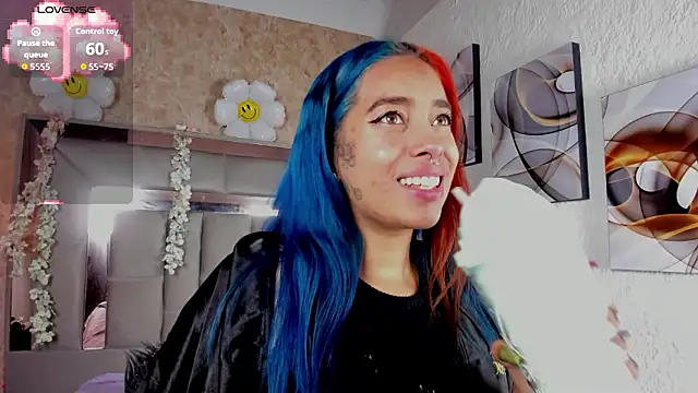 Cristall ravven online show from 3, 2, 2026