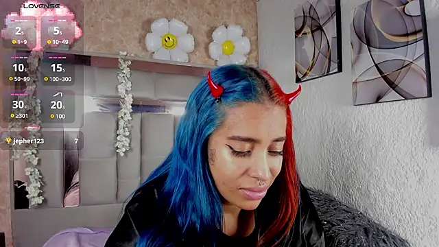 Cristall ravven online show from 3, 2, 2026