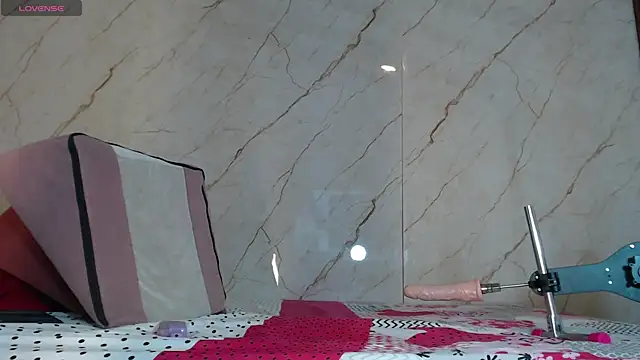 LucianaaMorena online show from 24, 10, 2025