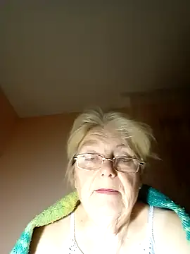 Snapshot of AmyLove353 chatting on 7, 11, 2025 AmyLove353 online show from 7, 11, 2025