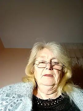 Snapshot of AmyLove353 chatting on 12, 11, 2025 AmyLove353 online show from 12, 11, 2025