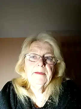 Snapshot of AmyLove353 chatting on 15, 11, 2025 AmyLove353 online show from 15, 11, 2025