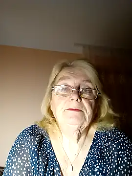 Snapshot of AmyLove353 chatting on 18, 11, 2025 AmyLove353 online show from 18, 11, 2025