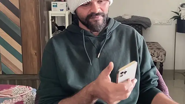 Snapshot of MakeMeAwareAah chatting on 7, 1, 2026 MakeMeAwareAah online show from 7, 1, 2026