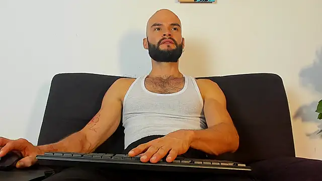 Snapshot of ODINVIDE-1 chatting on 29, 11, 2025 ODINVIDE-1 online show from 29, 11, 2025