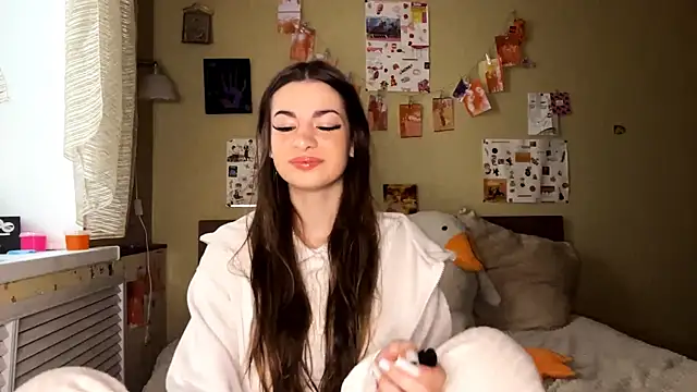 Snapshot of TheRealAnna chatting on 15, 11, 2025 TheRealAnna online show from 15, 11, 2025