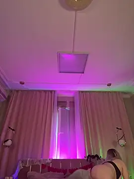 Snapshot of HugeBoobsAlice chatting on 1, 11, 2025 HugeBoobsAlice online show from 1, 11, 2025