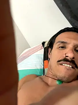 Snapshot of caiiobahia chatting on 24, 10, 2025 caiiobahia online show from 24, 10, 2025