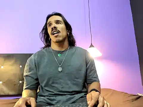 Snapshot of caiiobahia chatting on 15, 11, 2025 caiiobahia online show from 15, 11, 2025