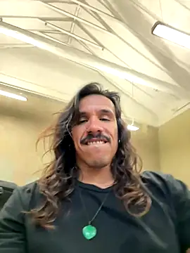 Snapshot of caiiobahia chatting on 13, 12, 2025 caiiobahia online show from 13, 12, 2025