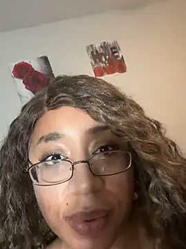 Snapshot of Milaniii chatting on 29, 10, 2025 Milaniii online show from 29, 10, 2025