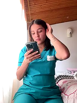 Snapshot of Talia_Bonet chatting on 31, 10, 2025 Talia Bonet online show from 31, 10, 2025