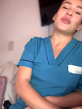 Snapshot of Talia_Bonet chatting on 7, 11, 2025 Talia Bonet online show from 7, 11, 2025