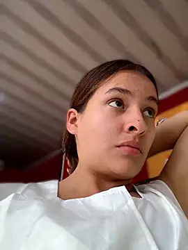 Snapshot of Talia_Bonet chatting on 2, 12, 2025 Talia Bonet online show from 2, 12, 2025