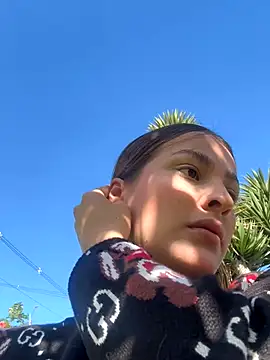 Snapshot of Talia_Bonet chatting on 14, 12, 2025 Talia Bonet online show from 14, 12, 2025