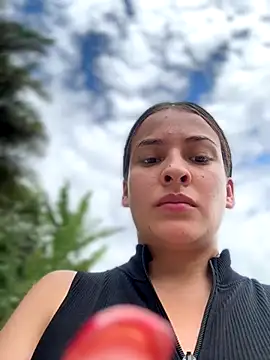 Snapshot of Talia_Bonet chatting on 19, 12, 2025 Talia Bonet online show from 19, 12, 2025