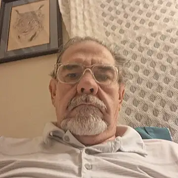 Snapshot of pena633 chatting on 9, 11, 2025 pena633 online show from 9, 11, 2025