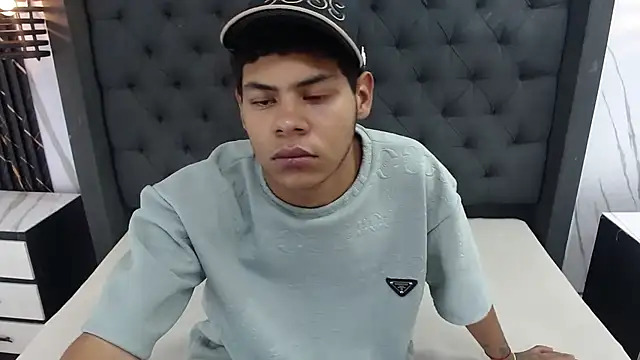 Snapshot of Yordi_Alpha chatting on 3, 11, 2025 Yordi Alpha online show from 3, 11, 2025