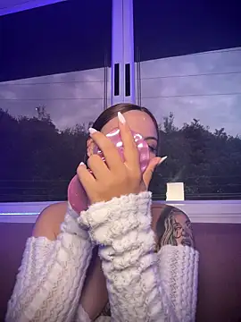 Beella1  online show from 2, 12, 2025