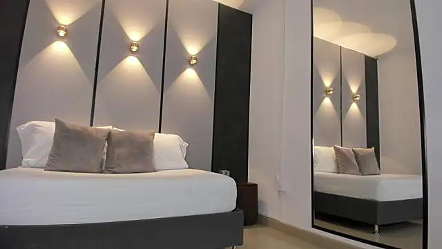 Snapshot of mia_collins96 chatting on 3, 3, 2026 mia collins96 online show from 3, 3, 2026