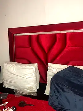 Snapshot of NataliaaMiller_ chatting on 8, 11, 2025 NataliaaMiller online show from 8, 11, 2025