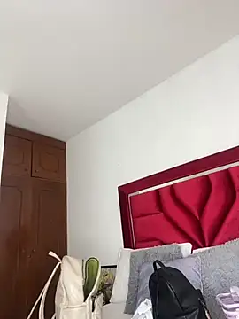 Snapshot of NataliaaMiller_ chatting on 16, 11, 2025 NataliaaMiller online show from 16, 11, 2025