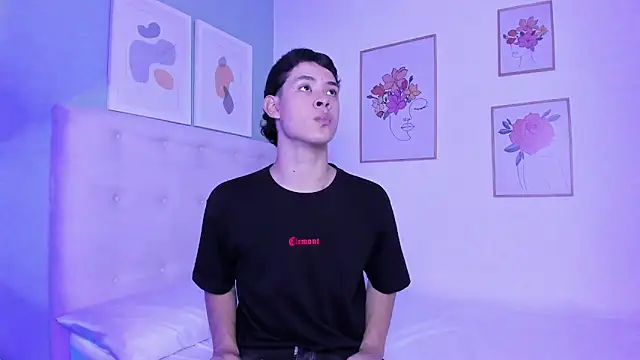 ApoloRicci online show from 6, 1, 2026