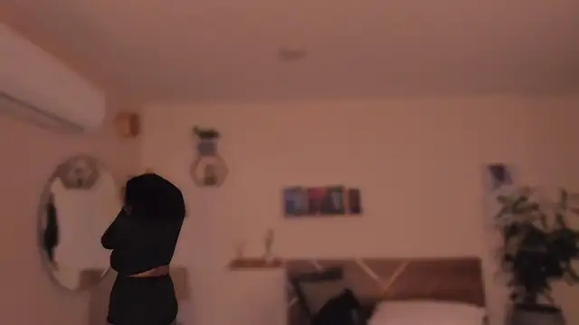 Snapshot of YariRose chatting on 12, 2, 2026 YariRose online show from 12, 2, 2026