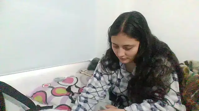 Snapshot of Layla_Latina chatting on 29, 11, 2025 Layla Latina online show from 29, 11, 2025