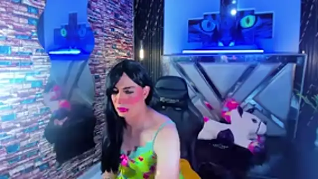 Snapshot of Jennfer_Winson chatting on 15, 11, 2025 Jennfer Winson online show from 15, 11, 2025