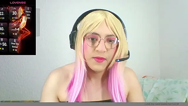 Snapshot of Mercie_11 chatting on 23, 10, 2025 Mercie 11 online show from 23, 10, 2025