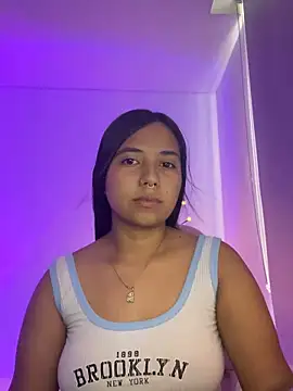 aly nicols online show from 25, 10, 2025