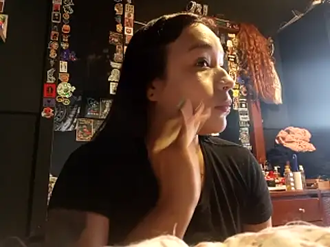 Snapshot of Isis_Bathory chatting on 29, 11, 2025 Isis Bathory online show from 29, 11, 2025