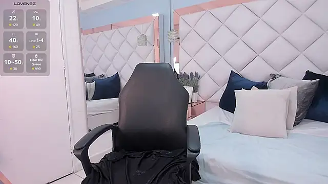 Snapshot of mirandaduboiss chatting on 7, 11, 2025 mirandaduboiss online show from 7, 11, 2025