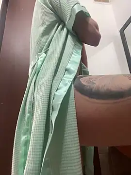 Snapshot of Chuchii05 chatting on 5, 3, 2026 Chuchii05 online show from 5, 3, 2026