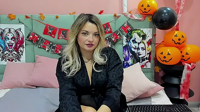 Snapshot of WilmaSanders chatting on 22, 10, 2025 WilmaSanders online show from 22, 10, 2025