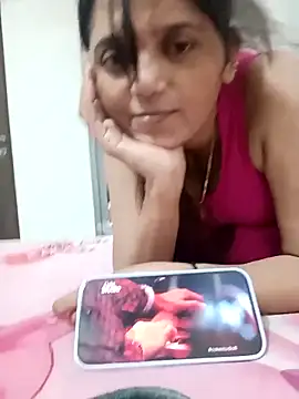 Snapshot of Bengoli_couple chatting on 28, 10, 2025 Bengoli couple online show from 28, 10, 2025