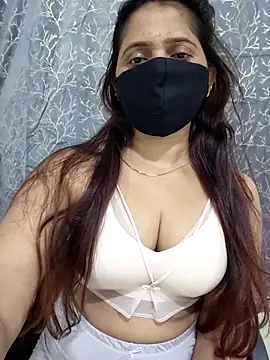 Snapshot of Bengoli_couple chatting on 4, 12, 2025 Bengoli couple online show from 4, 12, 2025