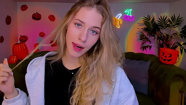 sassy cutie online show from 10, 11, 2025