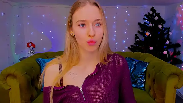 sassy cutie online show from 22, 12, 2025