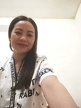 Snapshot of new-20 chatting on 23, 10, 2025 new-20 online show from 23, 10, 2025
