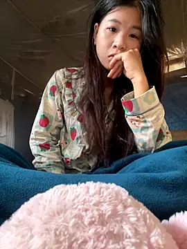 Snapshot of ninixinh chatting on 24, 10, 2025 ninixinh online show from 24, 10, 2025