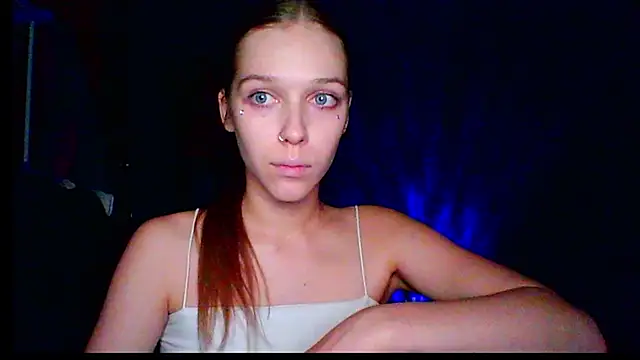 Snapshot of mari_martin chatting on 25, 11, 2025 mari martin online show from 25, 11, 2025