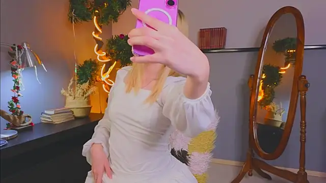 YungLyssy online show from 17, 12, 2025